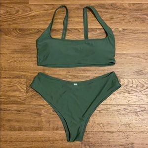 Simple army green bikini 👙